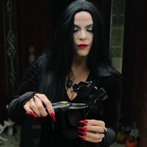 HALLOWEEN COSTUME | MORTICIA - ADDAMS FAMILY. Size M
